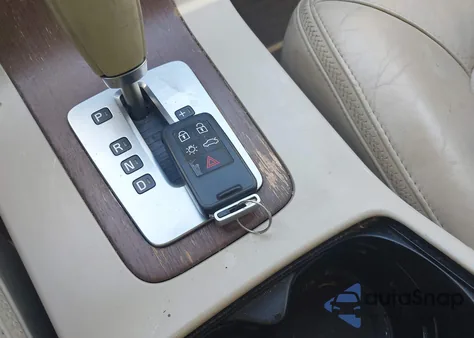 2010 Volvo Xc70 3.2 from USA, damaged, VIN YV4982BZ4A1081942